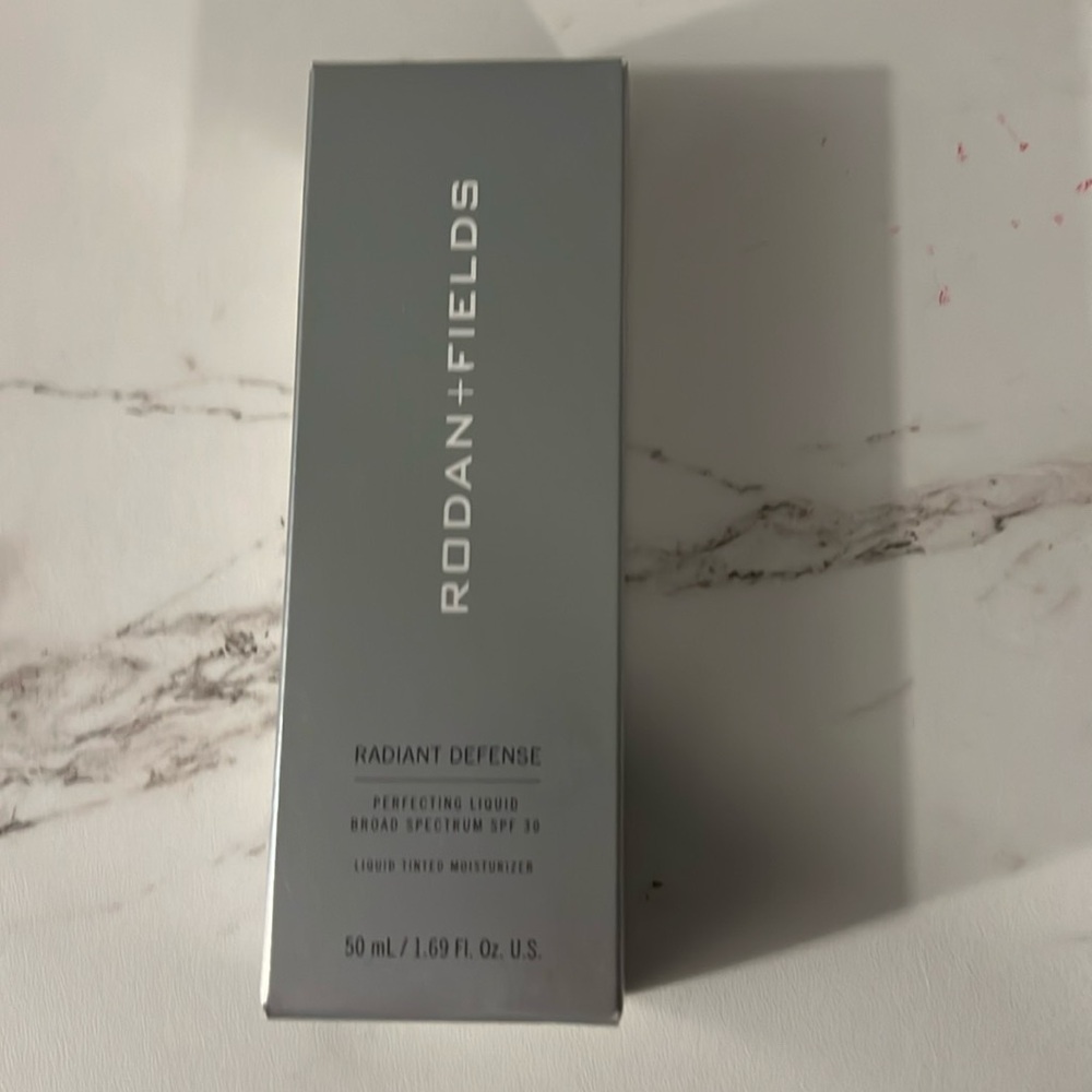 Rodan + Fields Radiant Defense Sand 3